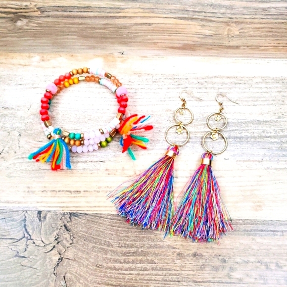 Boho earring and wrap beaded bracelet set - Picture 1 of 1
